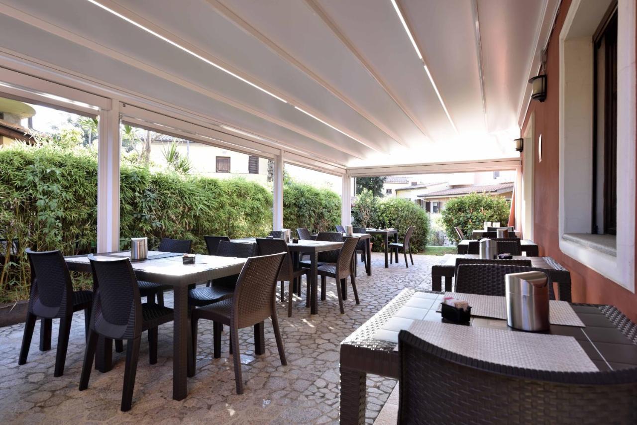 Hotel Nicoletta Santa Maria Navarrese Eksteriør billede